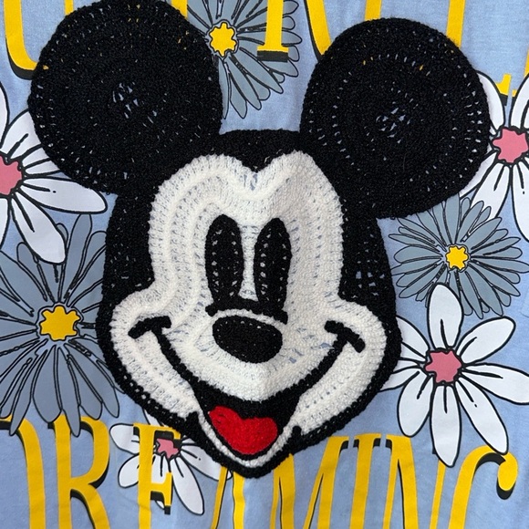 Disney “Just Keep Dreaming” Mickey Mouse Crochet Patch Tee – XXL Vacation Summer - Picture 2 of 6